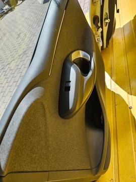 фото thumb №8, Toyota yaris iv двері правий 040 петлі обшивки перед