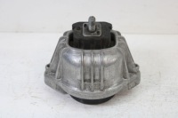 Bmw x1 e84 подушка двигателя 6768800 6768799 22116768800 22116768799 2.0 die Недорого, фото thumb