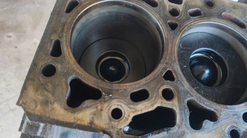 фото thumb №6, Блок dół двигуна ford mondeo mk3 2.0 tdci 2002r c8s1a