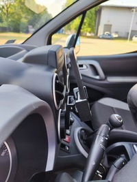 фото thumb №9, Тримач na телефон peugeot partner i citroen berlingo чорний блиск