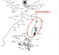 фото thumb №1, Крышка бачок распылителя mazda 3 bn bm