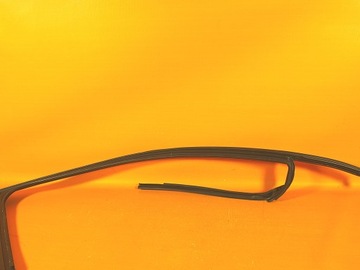 фото thumb №10, Audi q3 83a 14km прокладка стёкла дверь перед левая 83a837439