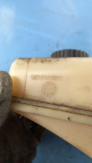 фото thumb №4, Бачок. системы усилителя peugeot partner 1.9td 99r