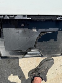 фото thumb №5, Бардачок пасажира світлий mercedes eqe v295 a2976803400