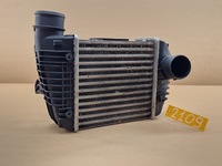 фото thumb №1, Права радіаторів повітря інтеркулер audi a6 c6 4f 2.7tdi 3.0tdi