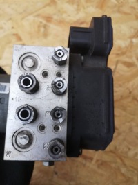 фото thumb №6, Jeep grand cherokee wk2 насос abs 68252642ag