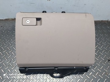 VW PASSAT B6 ПЕРЧАТКА ПАССАЖИРСКАЯ 3C1857114