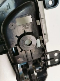 фото thumb №6, Lexus rx 330 - 350 - 400h 2005 левая сторона ручка внутренняя дверь задних