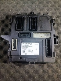 Купити Renault clio блок керування / модуль комфорту 1.6 e-tech 140 full hybrid 2024, фото thumb