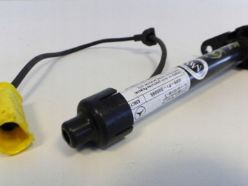 фото thumb №5, Mercedes патрон / заряд піротехнічний капота a1669060002 gls 166 gle 292 ml gl gle