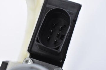 фото thumb №8, Механизм ролеты правый audi a4 b9 8w9863560