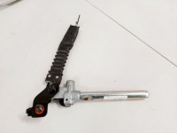 фото thumb №1, Kia sportage iii натягувач натягувач поперечина безпеки правий перед