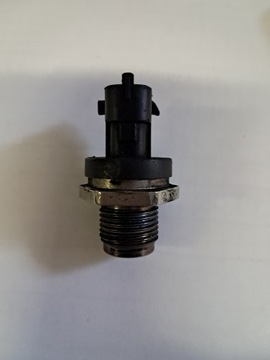 фото thumb №1, Датчик з планки впрыскивающая bosch 0445214095 zafira vectra