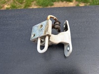 фото thumb №1, Vw t5 петля двері лівий перед нижній 7h0831411b