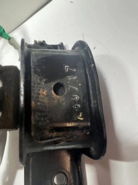 фото thumb №8, Honda hrv hr-v ii 1.5 механическая коробка передач 2015- кронштейн кронштейн верхний коробки