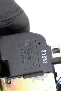 фото thumb №9, Volvo s60 i замок крышки багажника задняя задний sedan 8652398 europa