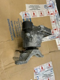 фото thumb №3, Ford fusion mk5 подушка двигателя кронштейн