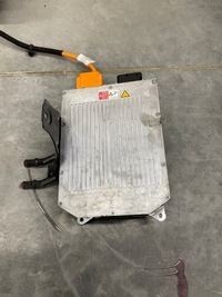 фото thumb №9, Зарядний пристрій акумулятор audi vw оригінал idealna