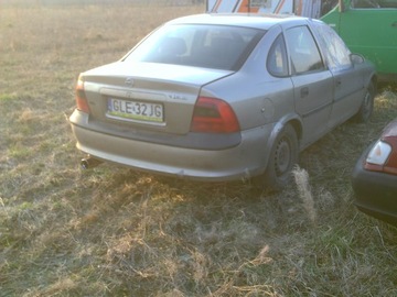 фото thumb №13, Opel vectra b лампи фара перед комплект, капот крило бампер kolorz146