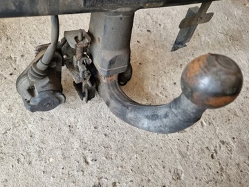 фото thumb №10, Hak буксировочный жгут ключ audi a4 b7 универсал 2.0 tdi 8e0800491d