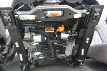 фото thumb №14, Maserati quattroporte vi сиденья диван кожа защита колонки nappa bowers & wilkins