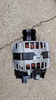 фото thumb №1, Renault clio v 1.0 sce генератор 231009076r