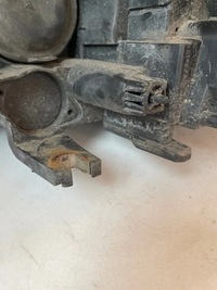 фото thumb №11, Zabrudzona лампа перед передня права audi a4 b8