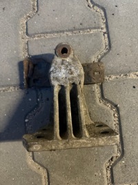 Кронштейн кронштейн двигателя правая mascot mascott 98-04r 2.8 с Разборки, фото thumb