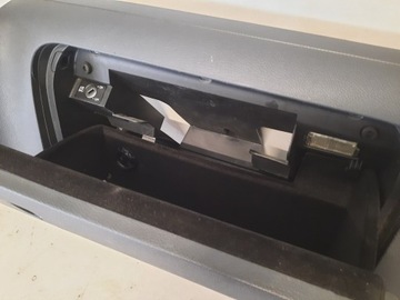 фото thumb №6, Volkswagen golf v 03-09 бардачок пассажира 1k1857290