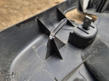 фото thumb №5, Защита крышки обивка багажника 1k6867601d vw golf v