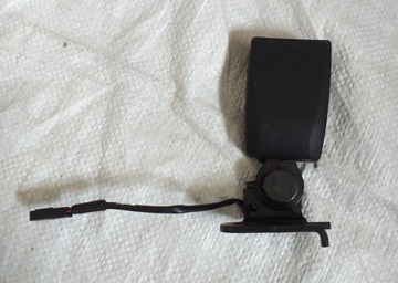 фото thumb №1, Porsche macan 95b застёжка ремня зад 95b857753a