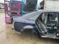 фото thumb №1, Чверть права + ліва задня audi a6 s6 c5 sedan 2000r.
