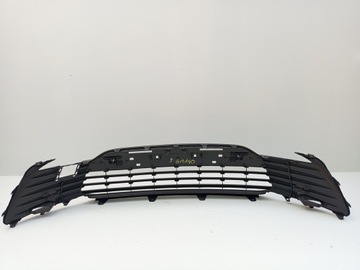 фото thumb №14, Toyota camry viii 8 рестайлинг 21- решётка средняя бампера перед 53113-33120 ÷