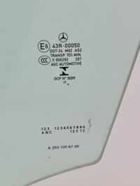 фото thumb №2, Скло двері лівий перед mercedes glc w253