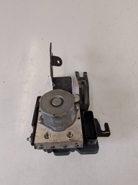 фото thumb №1, Dacia duster i насос abs 476608845