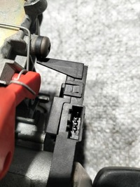 фото thumb №12, Замок зажигания ключ колонка рулевая ford puma 98r оригинальный номер 93fb3675 m179a