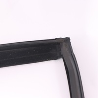 фото thumb №9, Mercedes w251 прокладка резиновый элемент стекло дверь левый задняя a2517350825