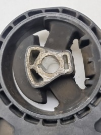 фото thumb №3, Opel insignia a lift подушка кронштейн