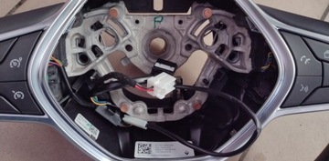 фото thumb №11, Руль кожаный с подогревом renault clio v zoe состояние jak новая