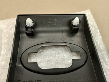 фото thumb №11, Renault master iii opel movano b планка накладка ліва бокова na стійка оригінальний номер