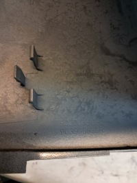 Накладка уголок лампы правый задний  renault trafic 3 903903513r 23r tekna Недорого, фото thumb