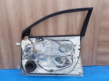 фото thumb №9, Toyota avensis t25 02- дверь передние правые 6t1