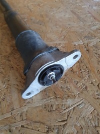 фото thumb №4, Mazda оригінальний номер kb8w28700a амортизатор