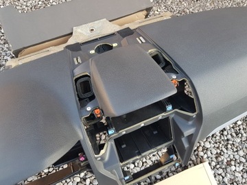 фото thumb №8, Панель + подушка + датчик opel zafira b дуже гарна оригінальна 2005-2014