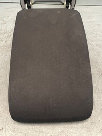 фото thumb №4, Vw scirocco iii 08-14 підлокітник велюровий