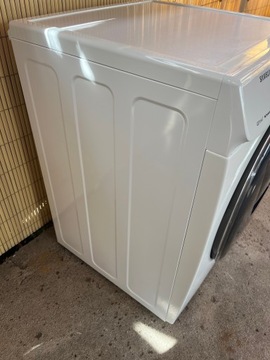 Стирально-сушильная машина Samsung WD81N642OOW/EG 8кг/5кг