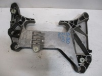 фото thumb №1, Кронштейн подушка bmw 5 g30 2,0d 6361580