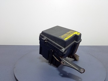 фото thumb №1, Saab 95 i рестайлінг 3.0d коробка запобіжників 5248950