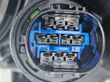 фото thumb №11, Kia rio iv лампа права led 92102-h8 10 pin