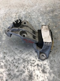 фото thumb №1, Кронштейн подушка двигателя renault scenic iii 112100020r